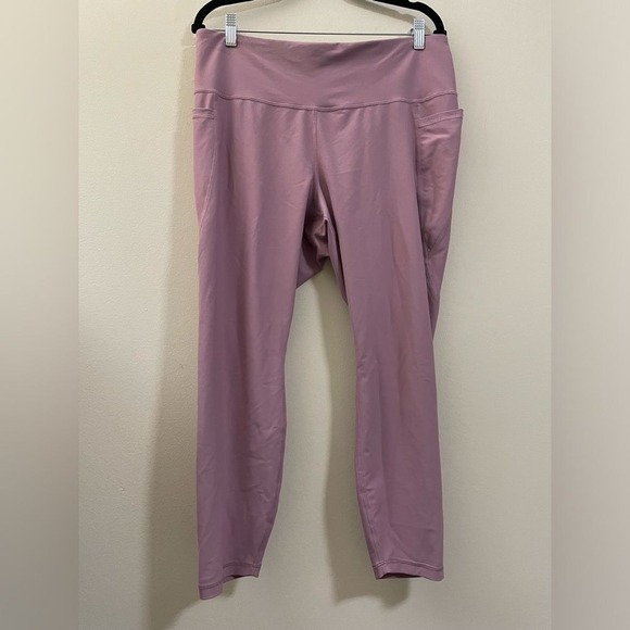 Old Navy Pants - Old Navy Active High Rise Workout Leggings in Mauve Pink - 2X‎